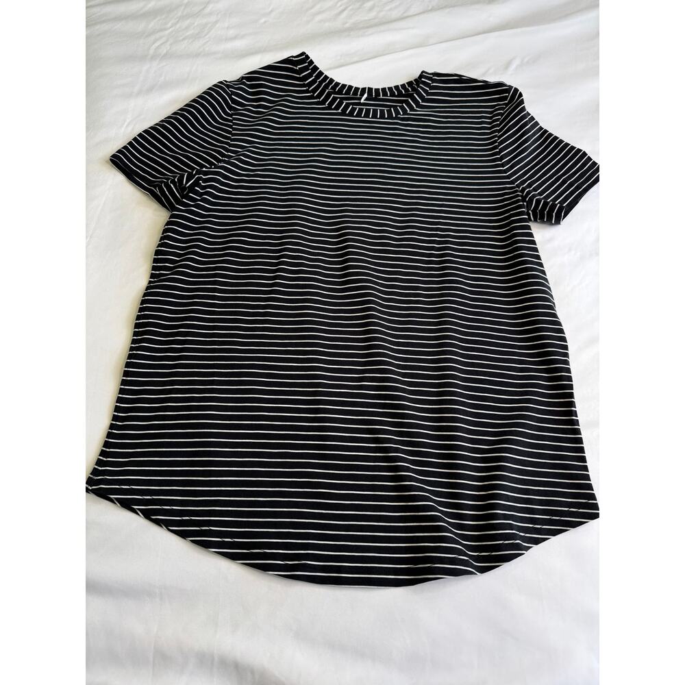 Lululemon Love Crew Short Sleeve T-Shirt - Picture 3 of 9